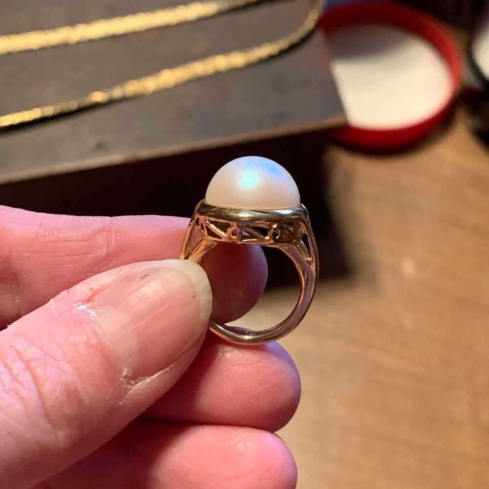 Pearl ring